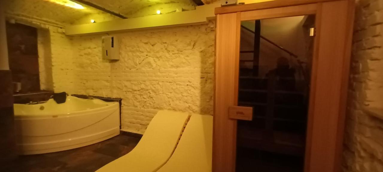 Old Cafe Spa Apartment Belgrado Buitenkant foto