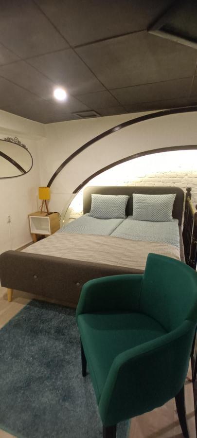 Old Cafe Spa Apartment Belgrado Buitenkant foto