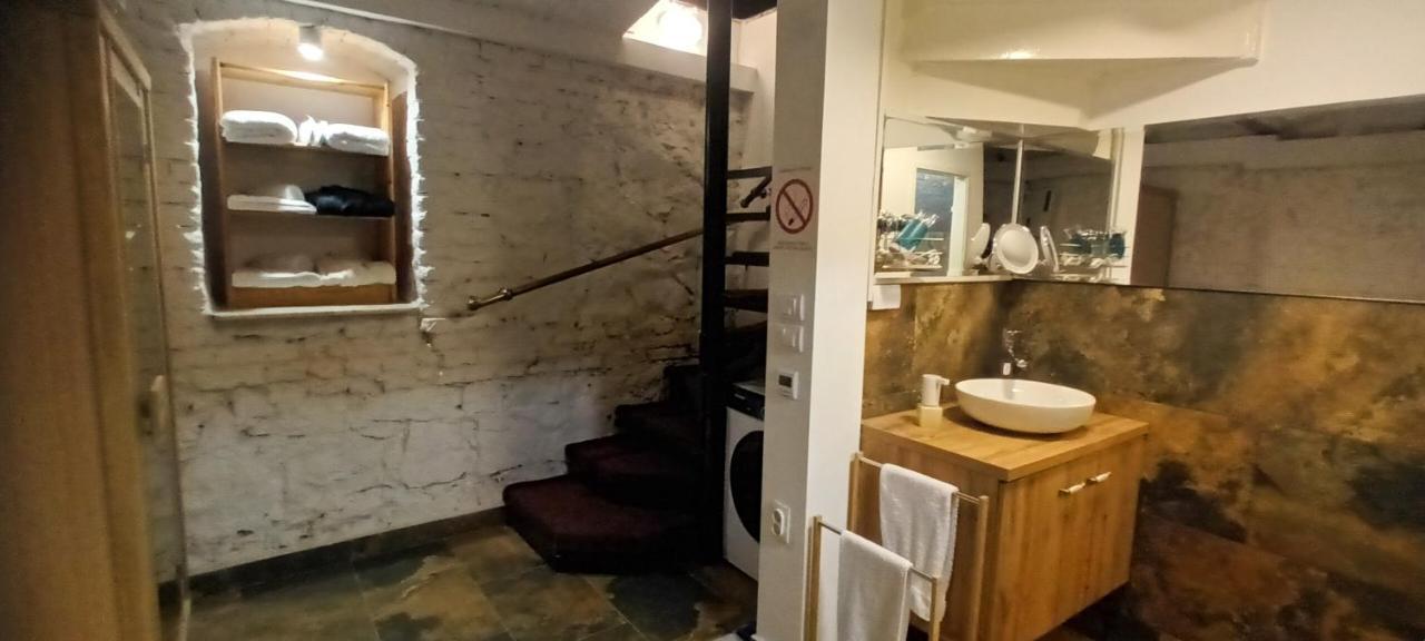 Old Cafe Spa Apartment Belgrado Buitenkant foto